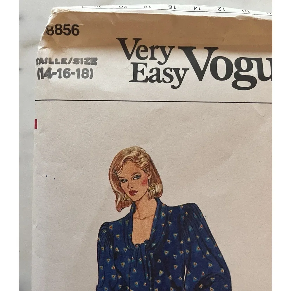 Vintage Very Easy Vogue 8856 Women's Tie Neck Dress Pattern Sz 14, 16 & 18 Uncut
